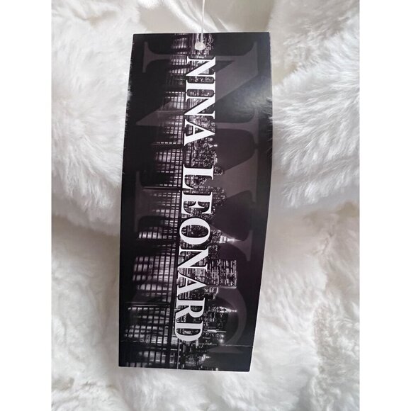 Nina Leonard White Faux Fur Wrap Jacket Capelet Medium Crystal Bling Button New - Picture 15 of 16